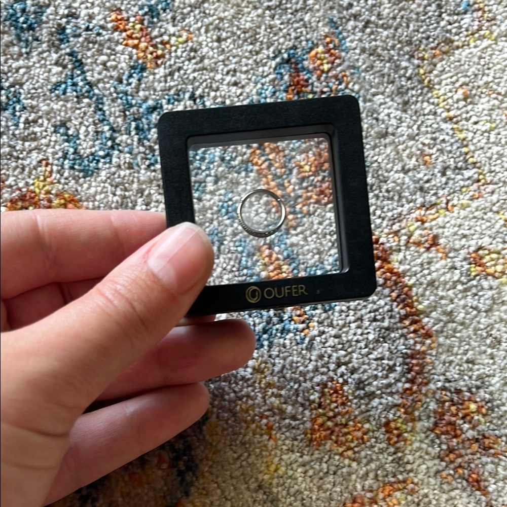 Oufer titanium CZ 20mm hinged ring